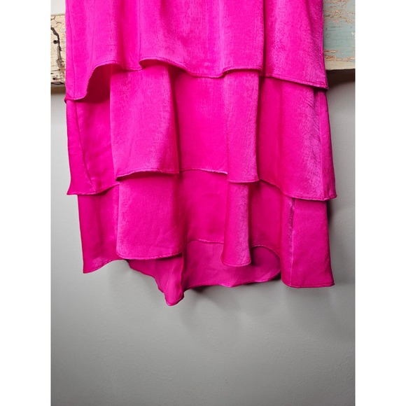 Show Me Your Mumu Hot Pink Dulce Tiered Deep V Mini Size Large - Picture 4 of 16